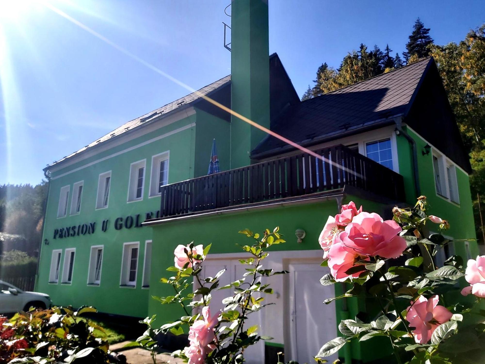 Pension U Golfu Cihelny Karlovy Vary Kültér fotó