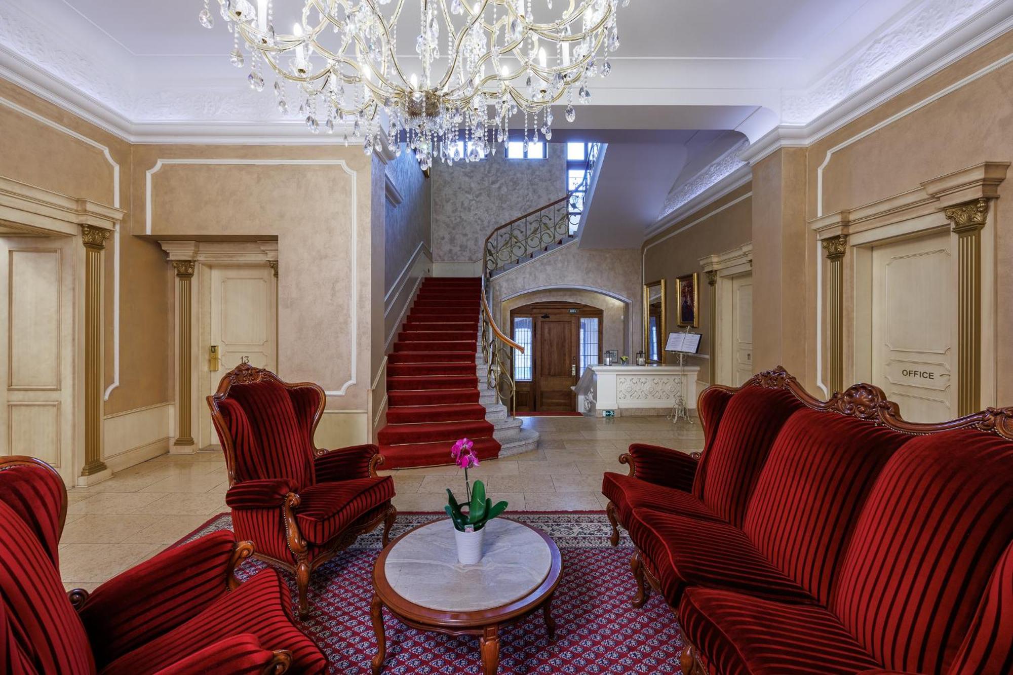 Pension U Golfu Cihelny Karlovy Vary Kültér fotó
