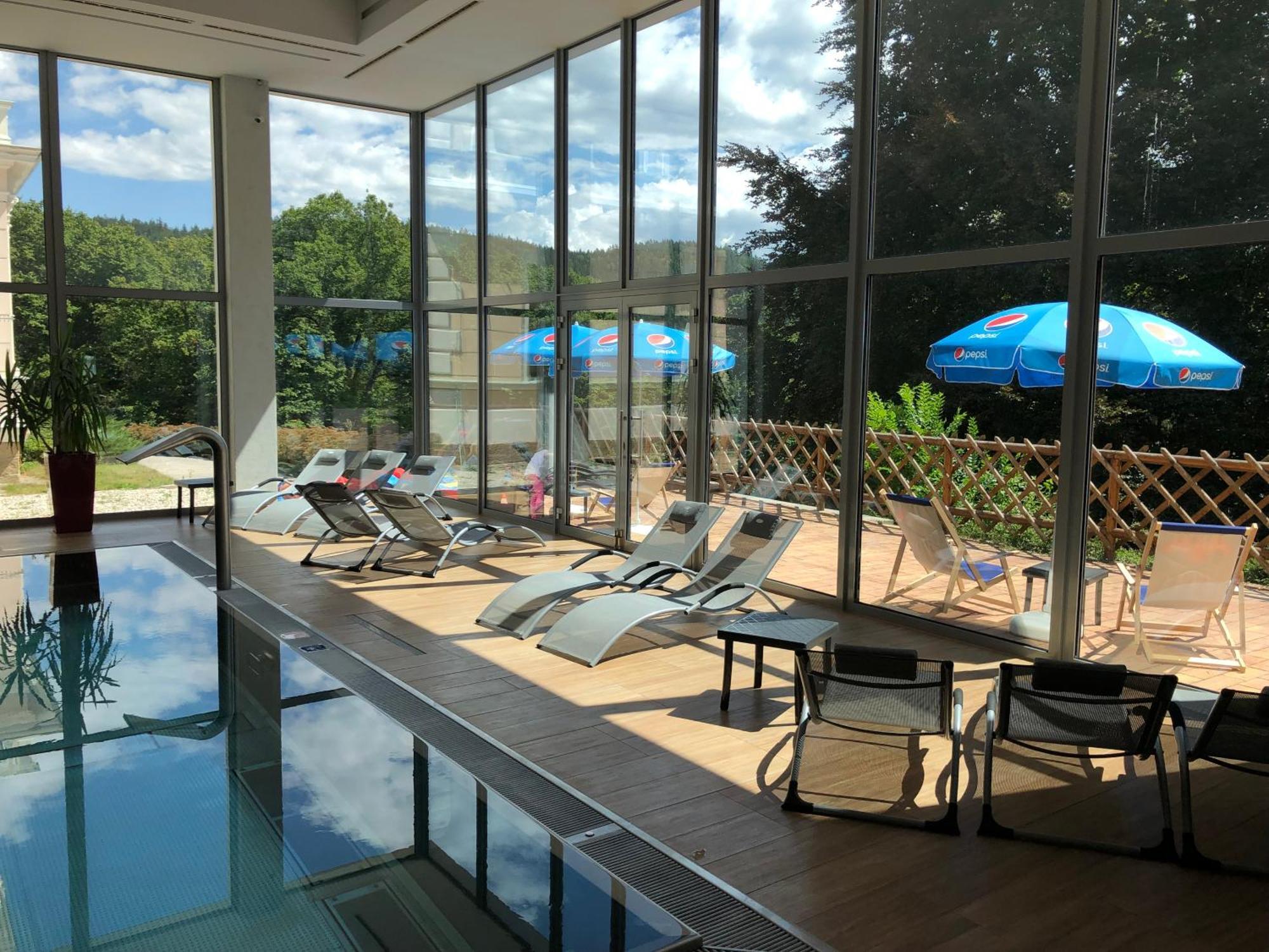 Pension U Golfu Cihelny Karlovy Vary Kültér fotó